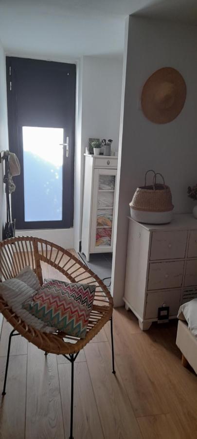 Coquette Maison De Village Nefiach Eksteriør billede